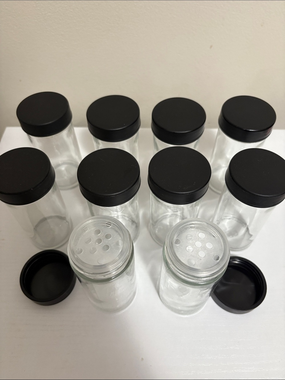 Spice Jars Set of 10‎ Glass Spice Containers with Lids